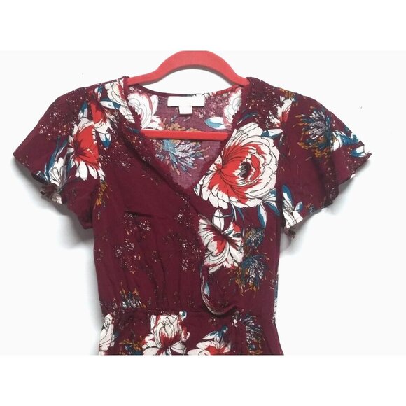 Band of Gypsies Wrap Dress XS Burgundy floral bouquet Keyhole back pockets hi-lo - Picture 3 of 12